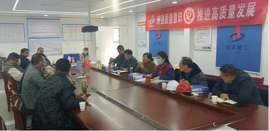 田家庵區(qū)發(fā)改委、統(tǒng)計(jì)局到羅山國家糧食儲(chǔ)備庫調(diào)研指導(dǎo)工程進(jìn)展情況